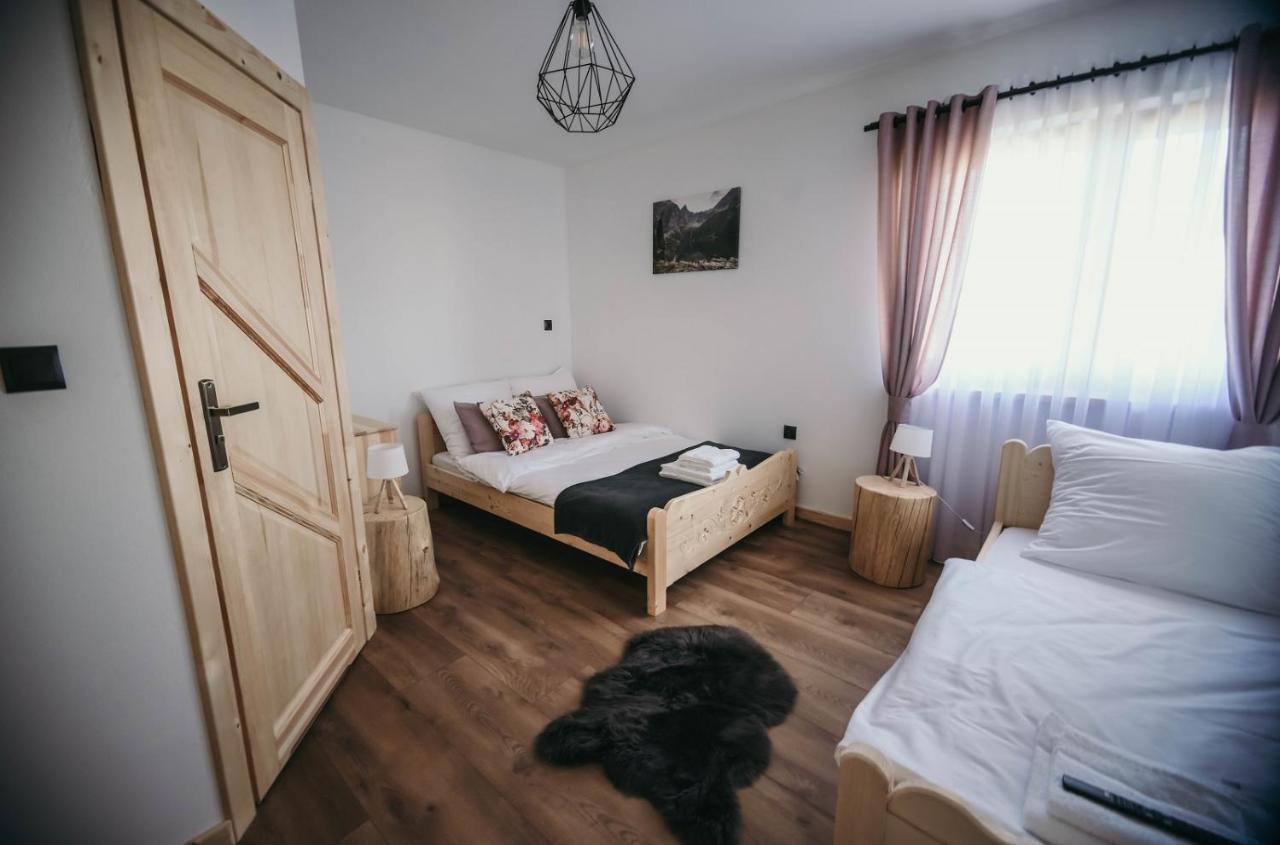 Tarasowka U Zajaca Bed and Breakfast Czerwienne Buitenkant foto