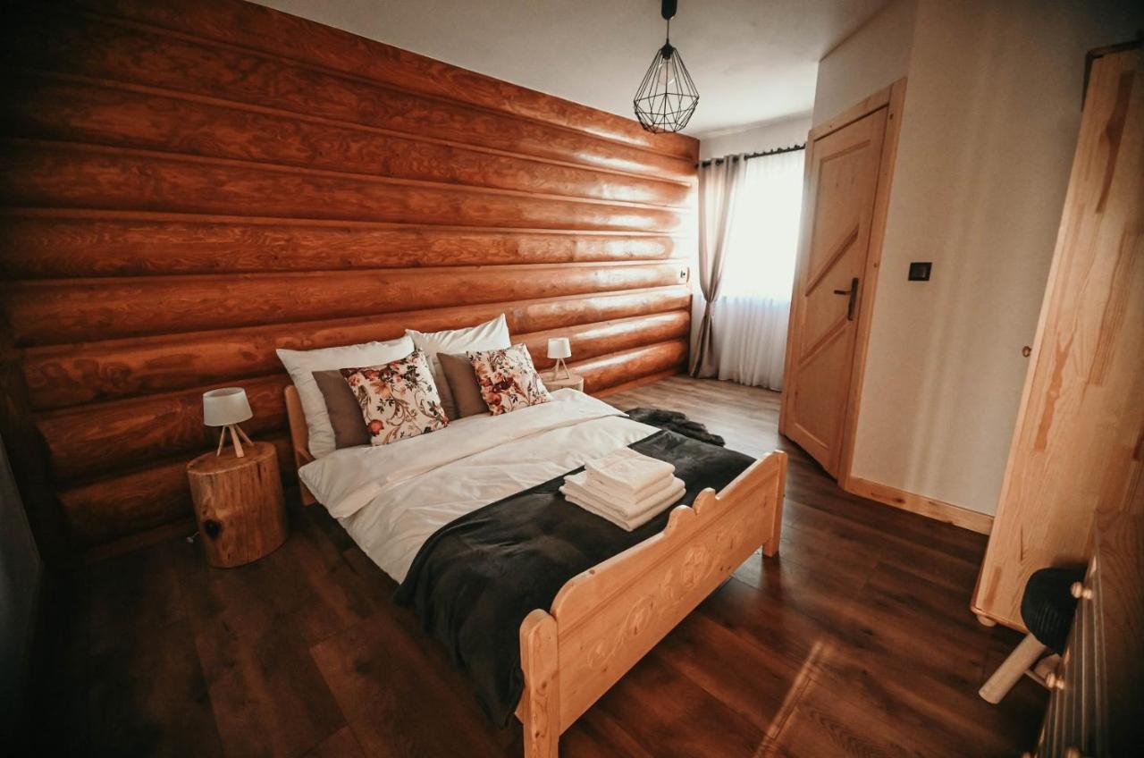 Tarasowka U Zajaca Bed and Breakfast Czerwienne Buitenkant foto