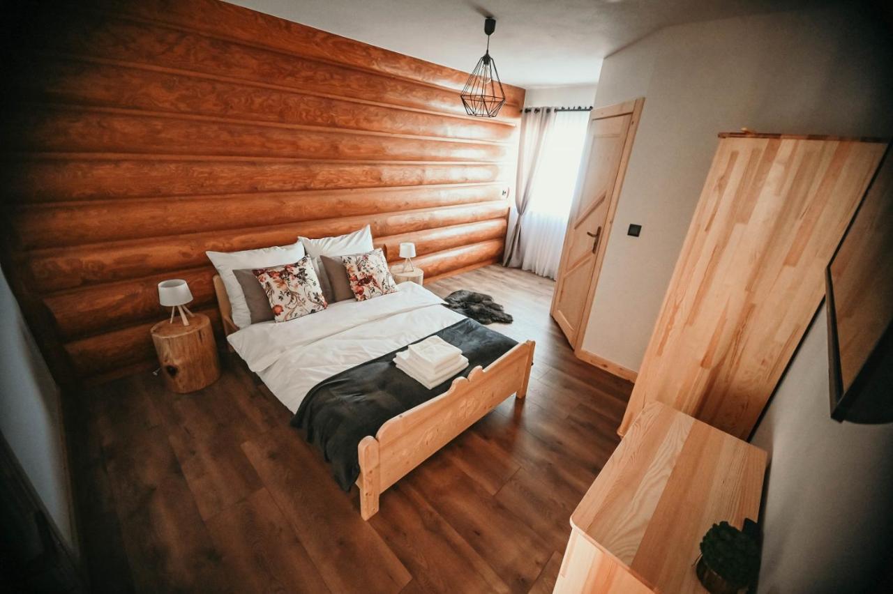 Tarasowka U Zajaca Bed and Breakfast Czerwienne Buitenkant foto