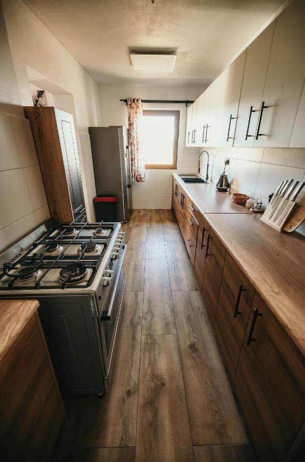 Tarasowka U Zajaca Bed and Breakfast Czerwienne Buitenkant foto