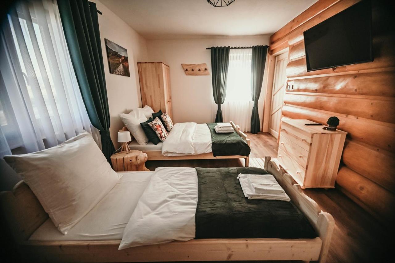 Tarasowka U Zajaca Bed and Breakfast Czerwienne Buitenkant foto